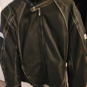 Motorcycle jacket